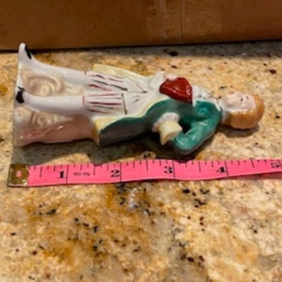 Colonial gentleman figurine made in occupied Japan - Picture 6 of 7